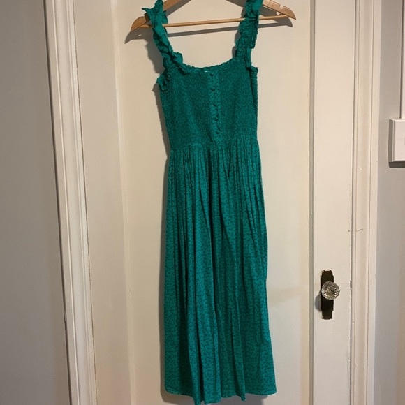 Green midi pleated dress - Picture 2 of 2